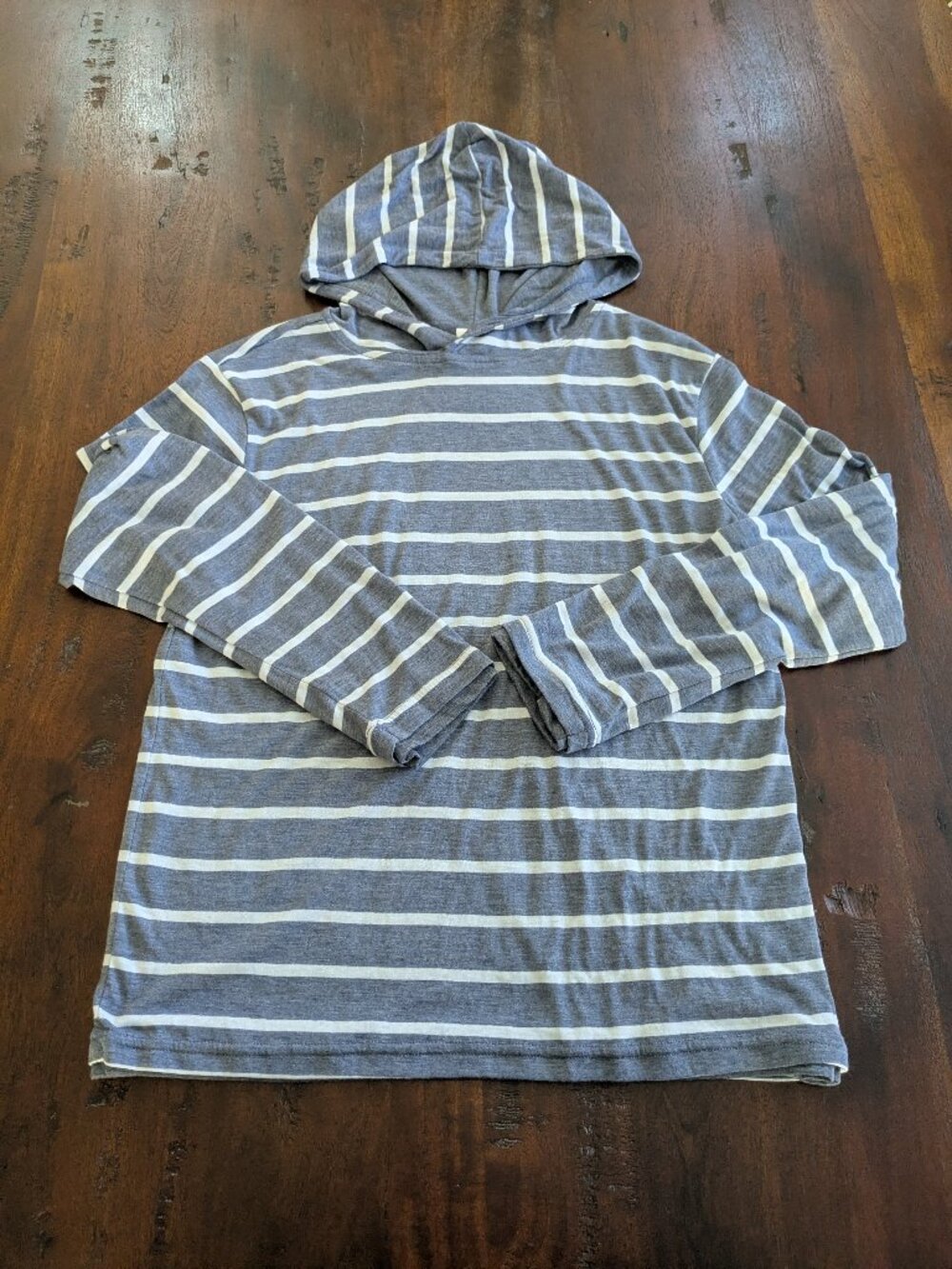 Rumi + Ryder Grey White Striped Lightweight Pullover Hoodie L